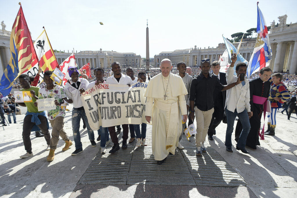 Paus Franciscus. Foto: Osservatore Romano / organisatie Share the Journey Nederland