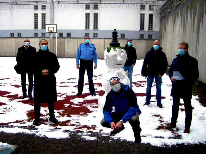 Schneeman Elvis - JVA Fulda Schneeman Elvis